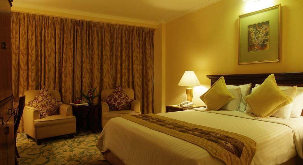 Aston Tropicana Hotel Бандунг Экстерьер фото