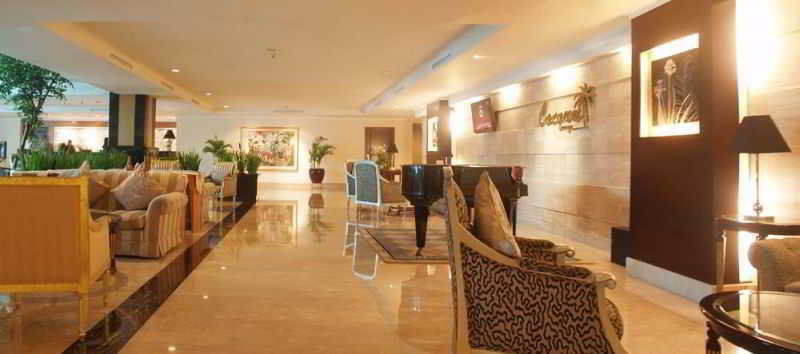 Aston Tropicana Hotel Бандунг Экстерьер фото