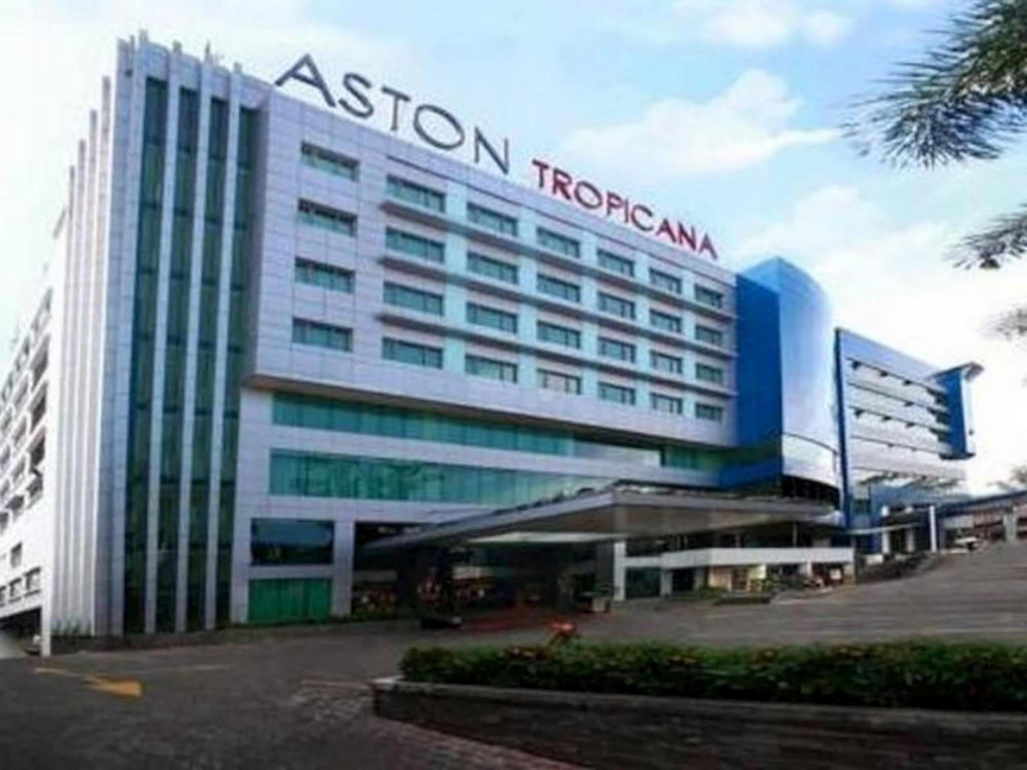 Aston Tropicana Hotel Бандунг Экстерьер фото