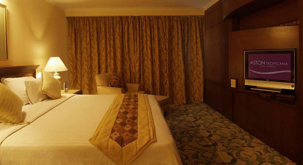 Aston Tropicana Hotel Бандунг Экстерьер фото
