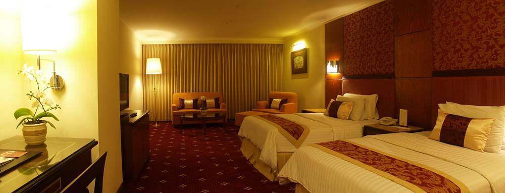 Aston Tropicana Hotel Бандунг Экстерьер фото